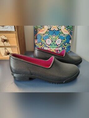 COUGAR Hand Crafted Rubber Loafers in Black